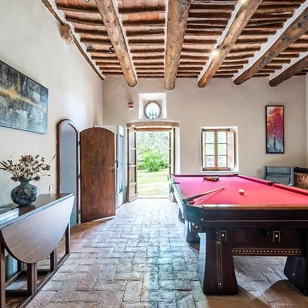 Torre Palazzone סוביצ'ילה