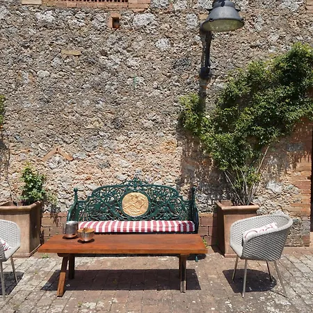 וילה Torre Palazzone *